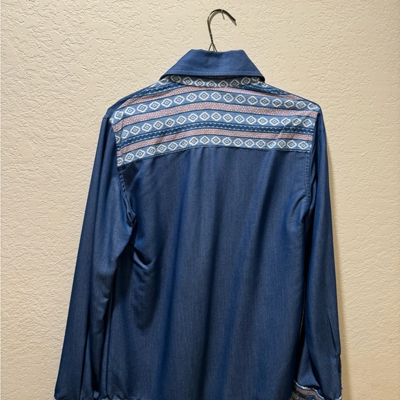 Thunderbird Brand Button Down Shirt - Picture 3 of 3